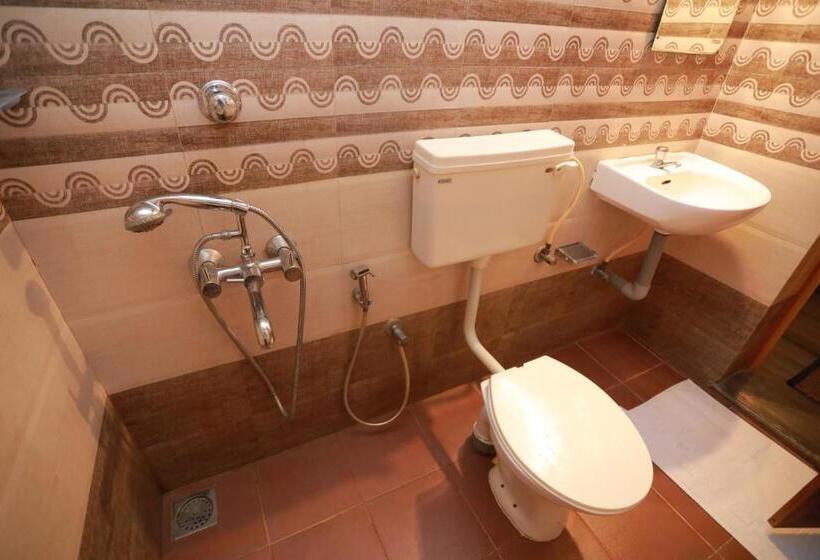 ホテル The Waves Fortkochi