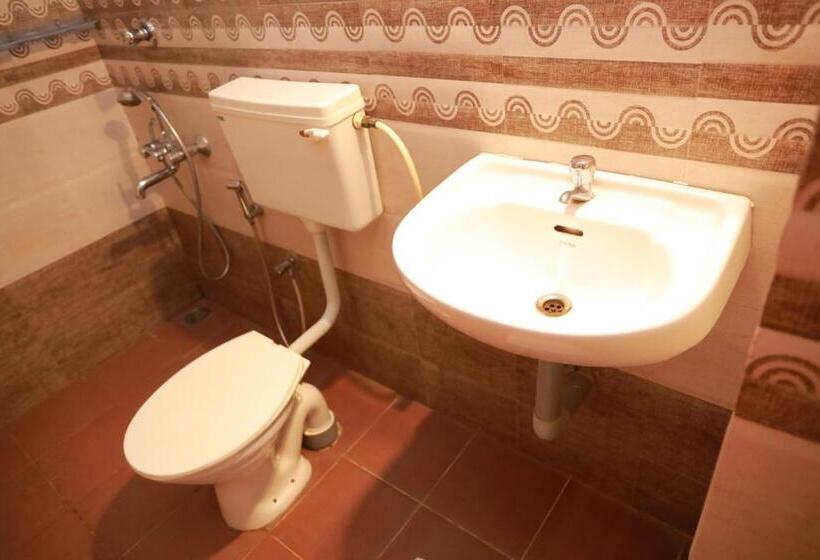 ホテル The Waves Fortkochi