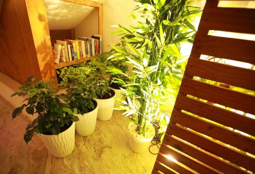 ホテル The Waves Fortkochi