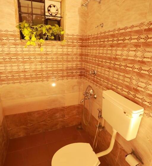 ホテル The Waves Fortkochi