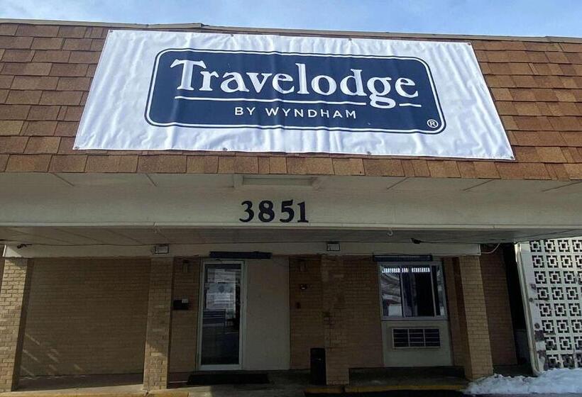 בית מלון כפרי Travelodge By Wyndham Rockford South