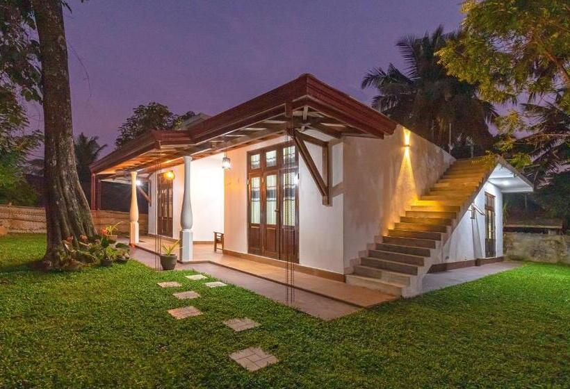 Pensiune Blueray Villa Unawatuna