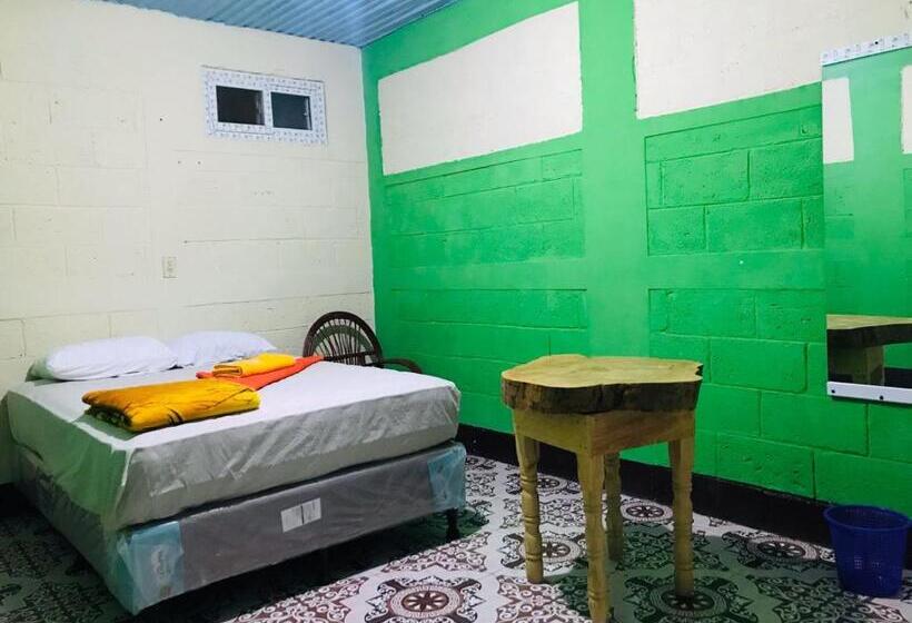 پانسیون Casa Julián Cotuc