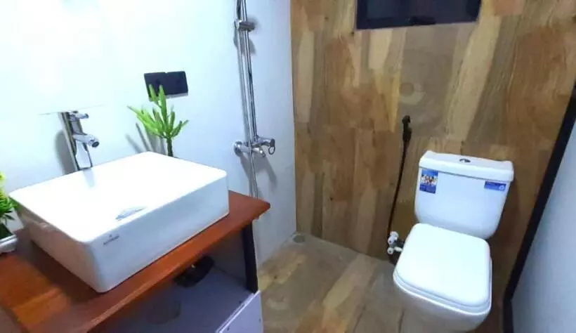 Majatalo Foggy Mount View