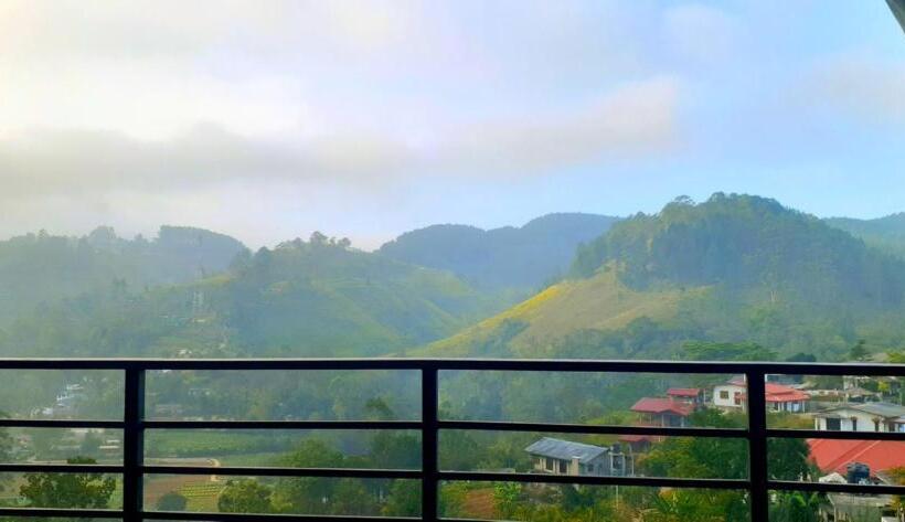 پانسیون Foggy Mount View