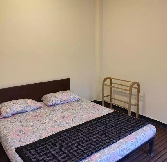 Majatalo Foggy Mount View