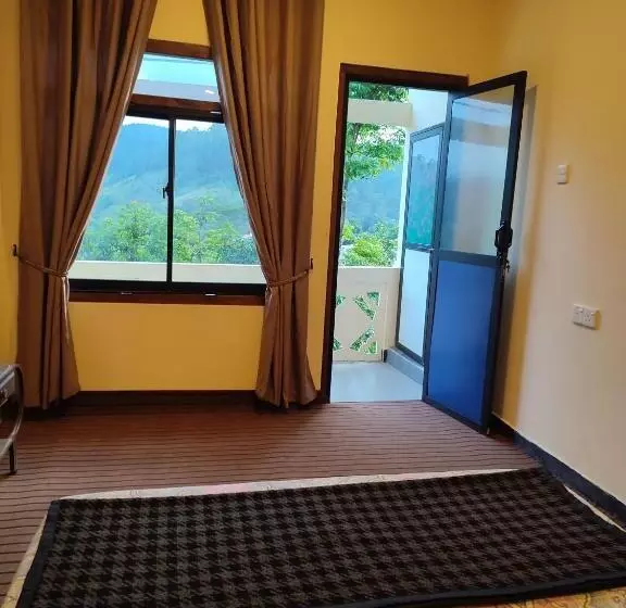 Majatalo Foggy Mount View