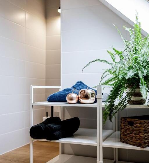 פנסיון L Evasion