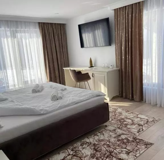 Lomakeskus Royal Alpin Crown