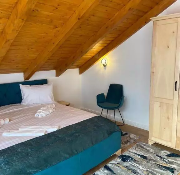 Lomakeskus Royal Alpin Crown