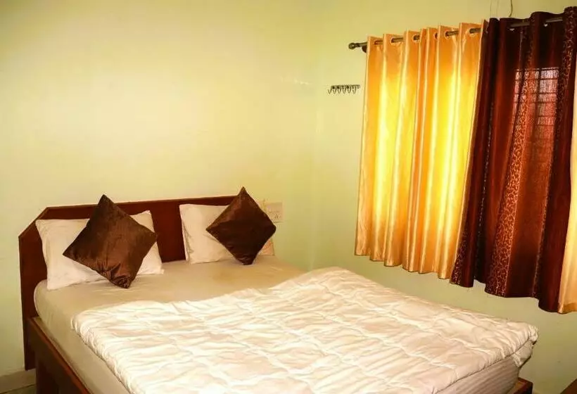Lomakeskus Staymaker Harshadhare Homestay