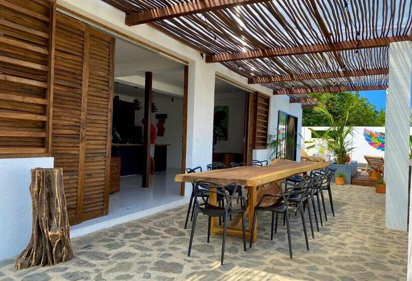 تختخواب و صبحانه Casa La Rayanna