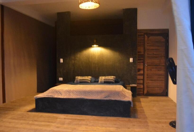 تختخواب و صبحانه Casa La Rayanna