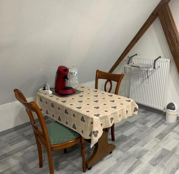 Bed and Breakfast Chambre Rustique Avec Double Lit Et Sa Salle De Bain Privée