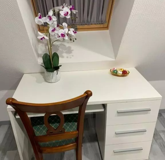 Aamiaismajoitus (B&B) Chambre Rustique Avec Double Lit Et Sa Salle De Bain Privée