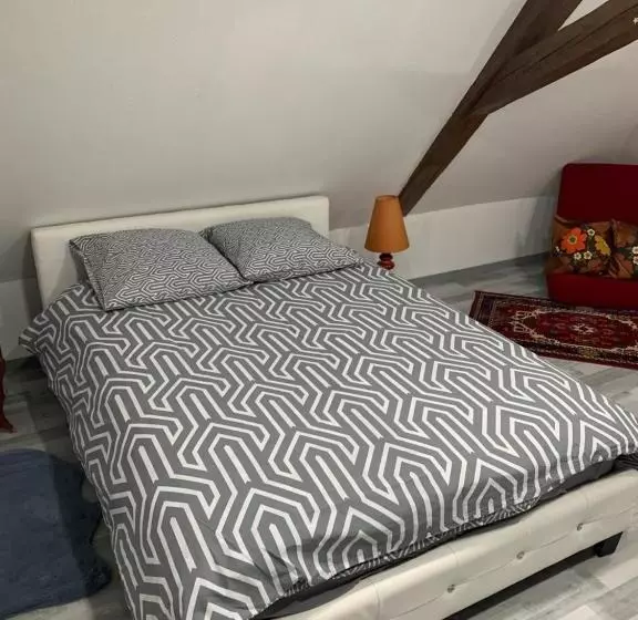 Aamiaismajoitus (B&B) Chambre Rustique Avec Double Lit Et Sa Salle De Bain Privée