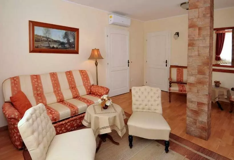 Aamiaismajoitus (B&B) Pátria Panzió