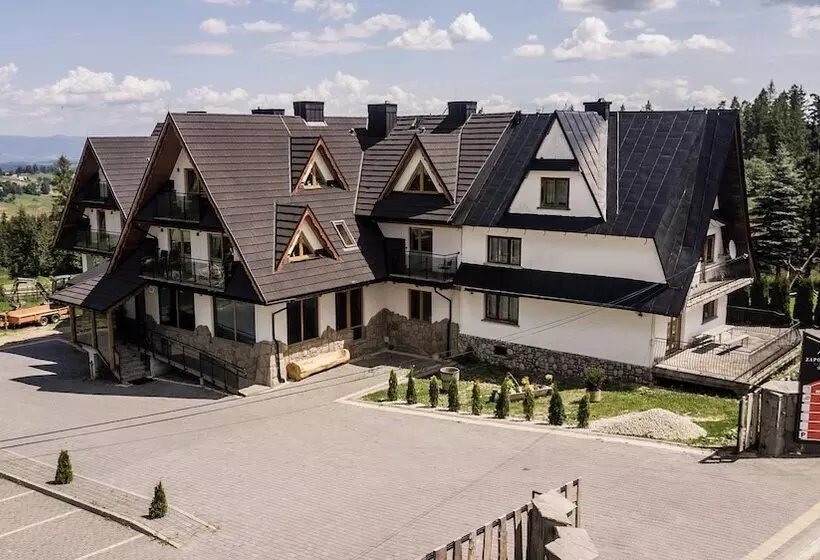 Aamiaismajoitus (B&B) Zapotoczny Residence