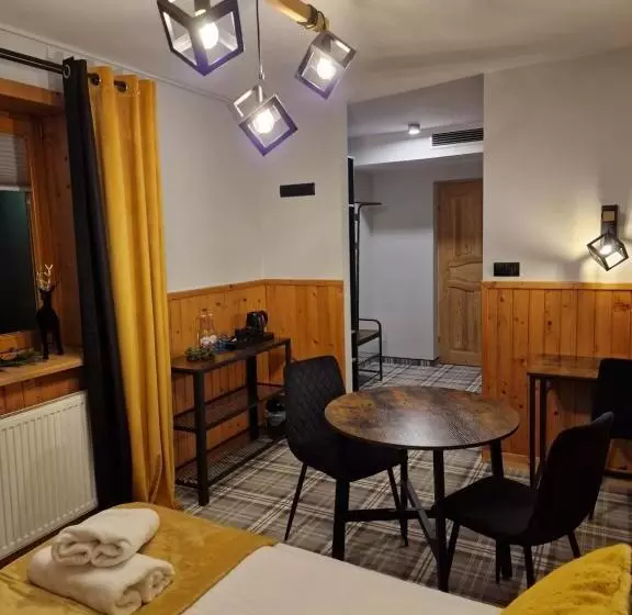 Aamiaismajoitus (B&B) Zapotoczny Residence