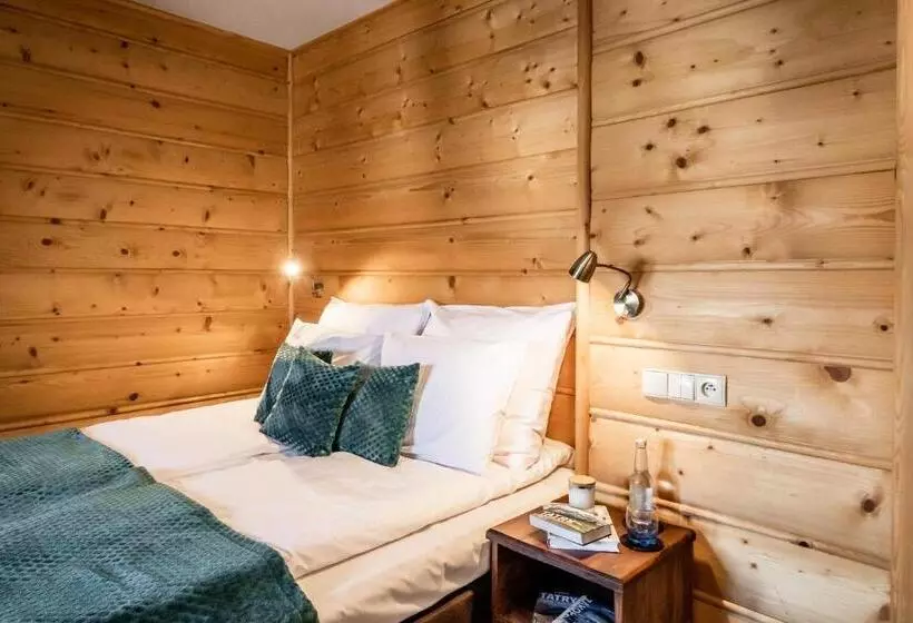 Aamiaismajoitus (B&B) Zapotoczny Residence