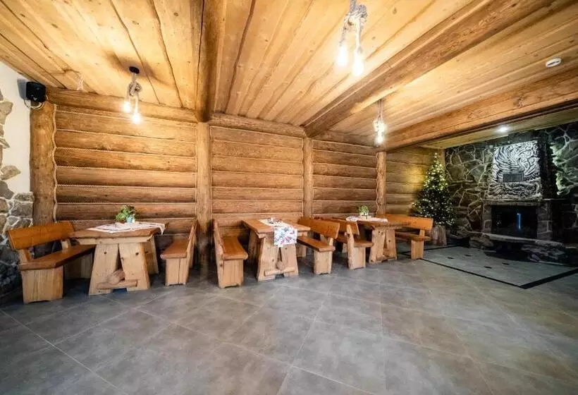 Aamiaismajoitus (B&B) Zapotoczny Residence