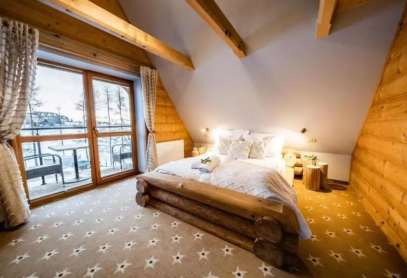 Aamiaismajoitus (B&B) Zapotoczny Residence