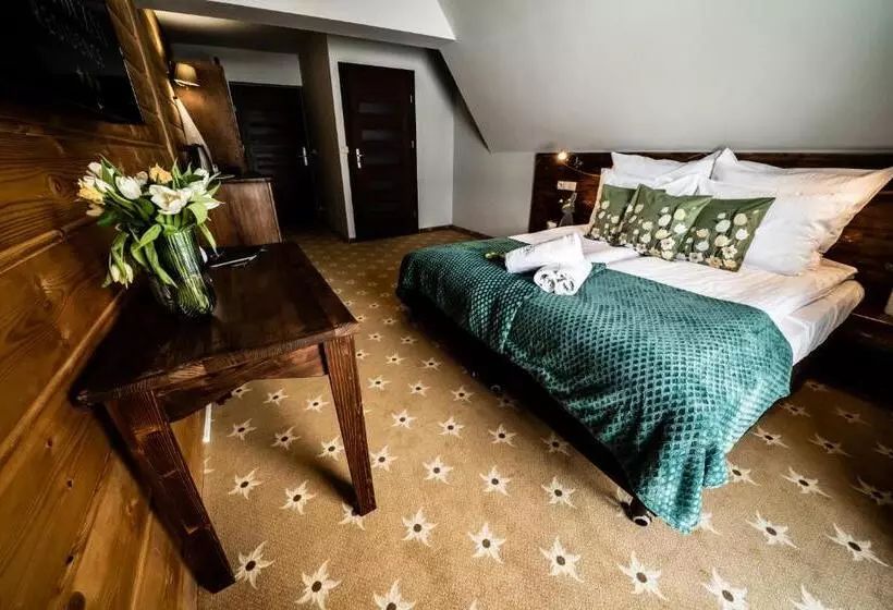 Aamiaismajoitus (B&B) Zapotoczny Residence