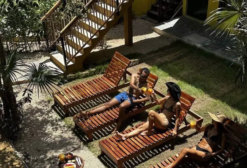 Hotelli Carlitos Tulum