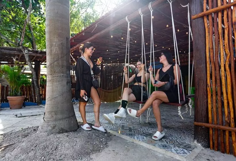 Hotelli Carlitos Tulum