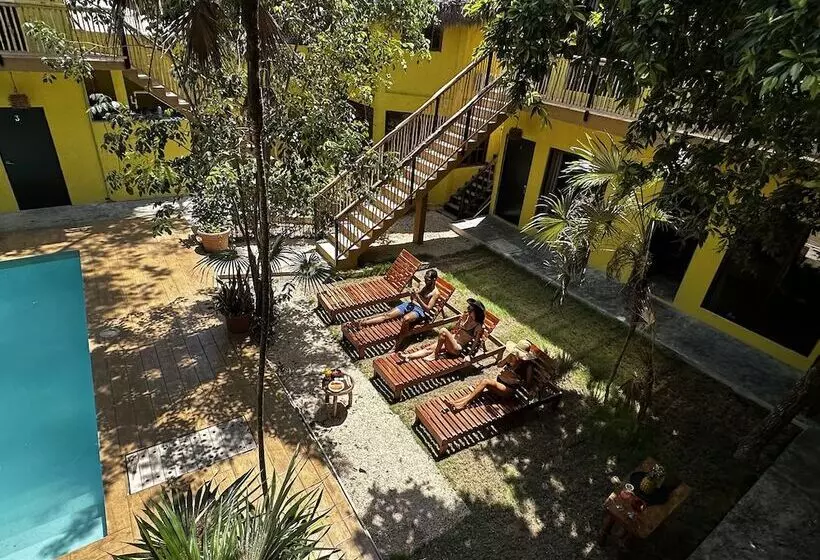 Hotelli Carlitos Tulum