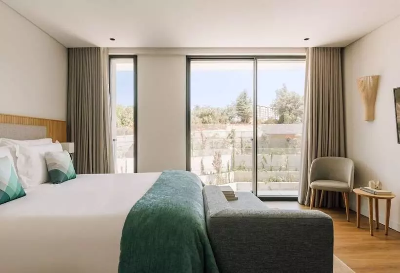 هتل Martinhal Lisbon Oriente