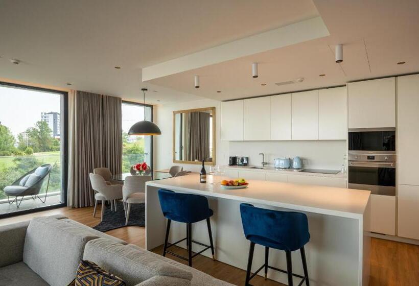 هتل Martinhal Lisbon Oriente