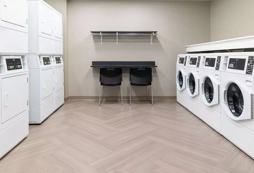 Hotelli Residence Inn By Marriott Anaheim Brea