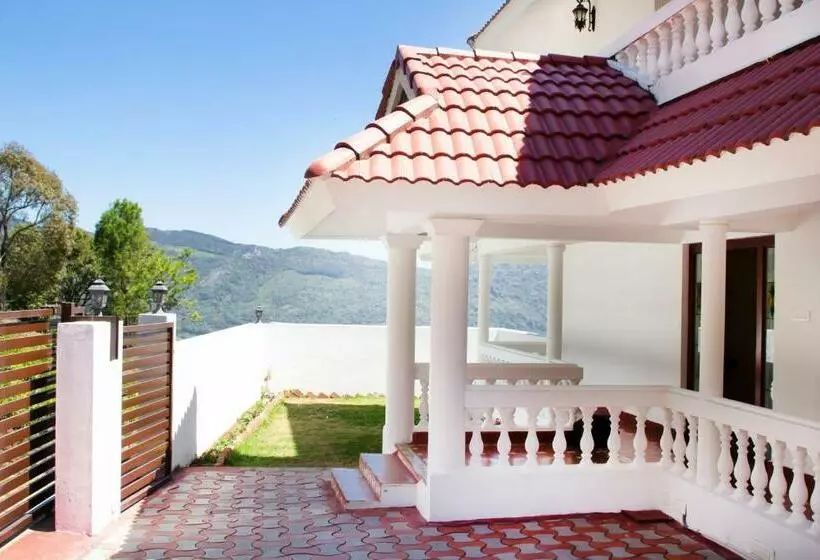 Hotelli The Royale Ridge