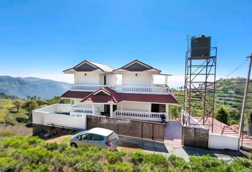 Hotelli The Royale Ridge