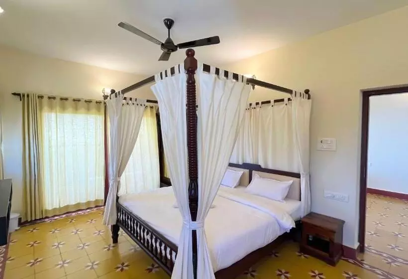 Hotelli The Royale Ridge