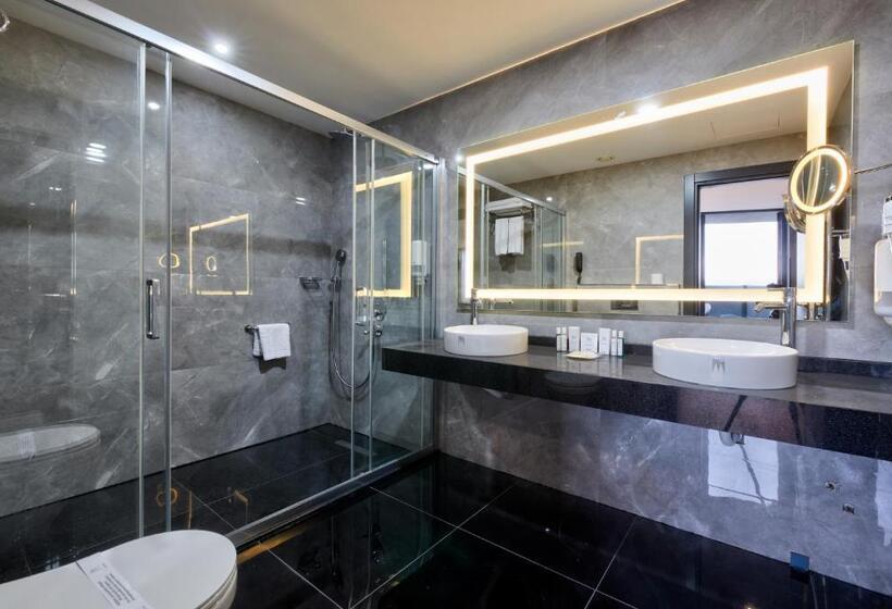 Nova Vista Centrum Hotel Eskisehir, A Member Of Radisson Individuals