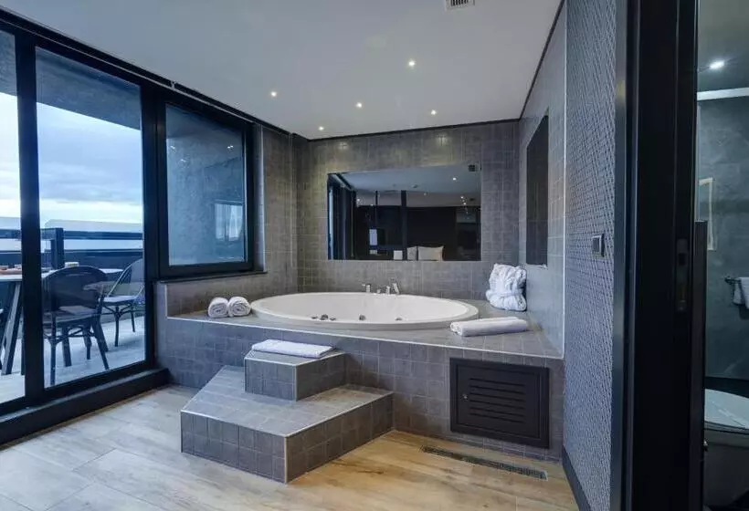 Nova Vista Centrum Hotel Eskisehir, A Member Of Radisson Individuals