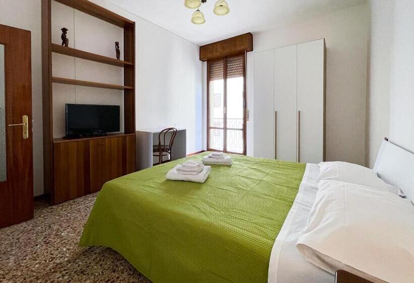 پانسیون Casa Gramsci Affitti Brevi Italia