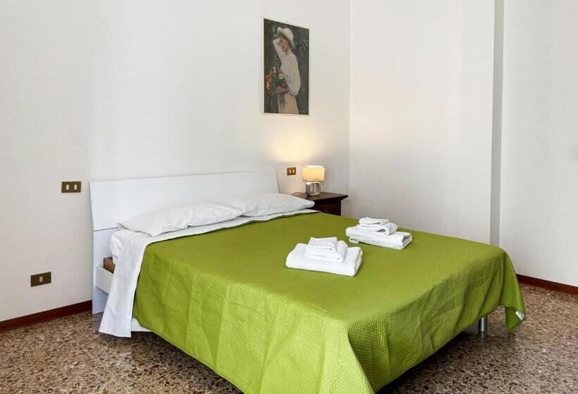 پانسیون Casa Gramsci Affitti Brevi Italia