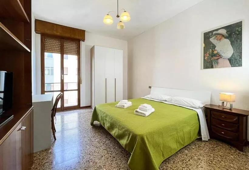 پانسیون Casa Gramsci   Affitti Brevi Italia