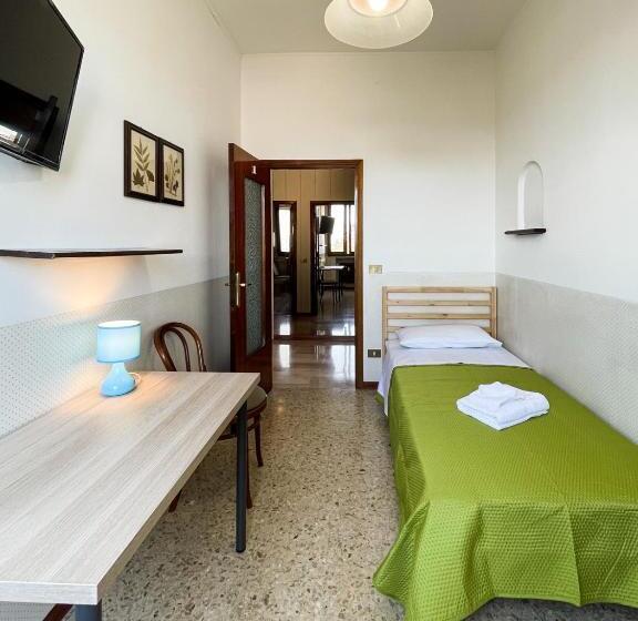 پانسیون Casa Gramsci Affitti Brevi Italia