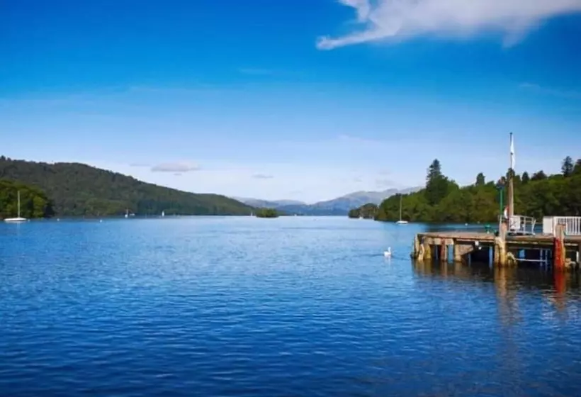 ペンション The Berry Boutique