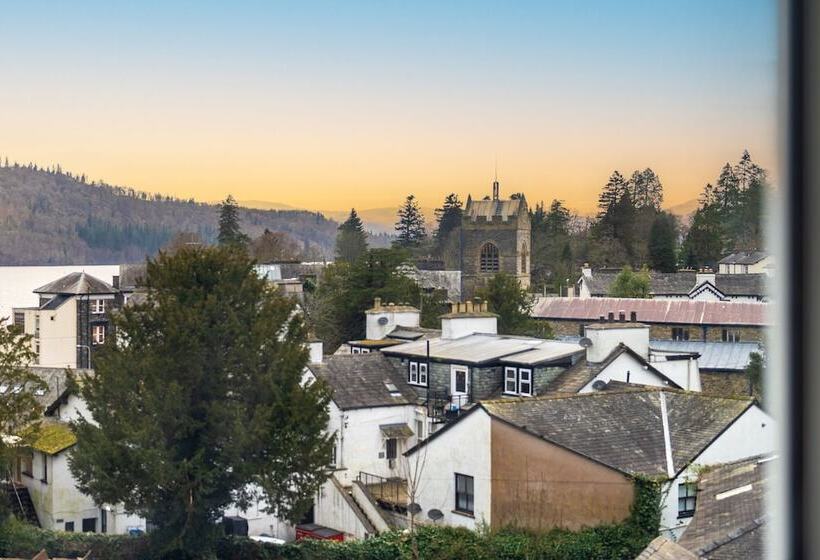 ペンション The Berry Boutique