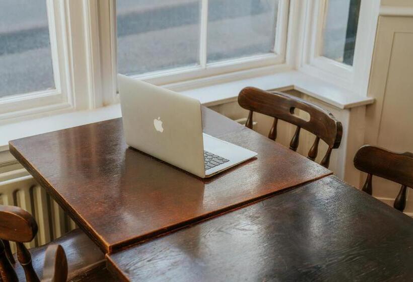 ペンション The Berry Boutique