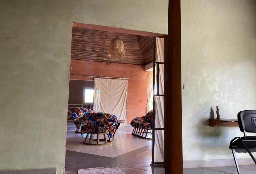 پانسیون Villa Soa