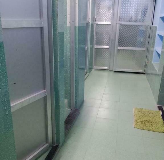 הוסטל Amsum Mansion