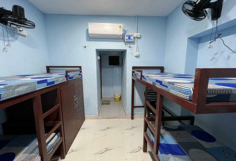 הוסטל Amsum Mansion