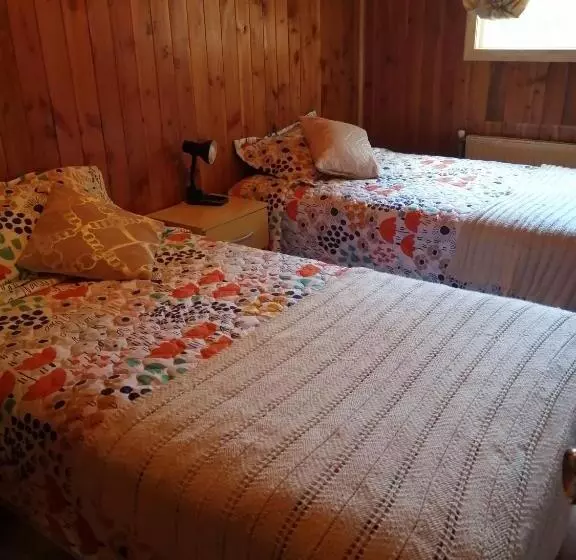 ベッドアンドブレックファースト Hostal Flor Del Meli