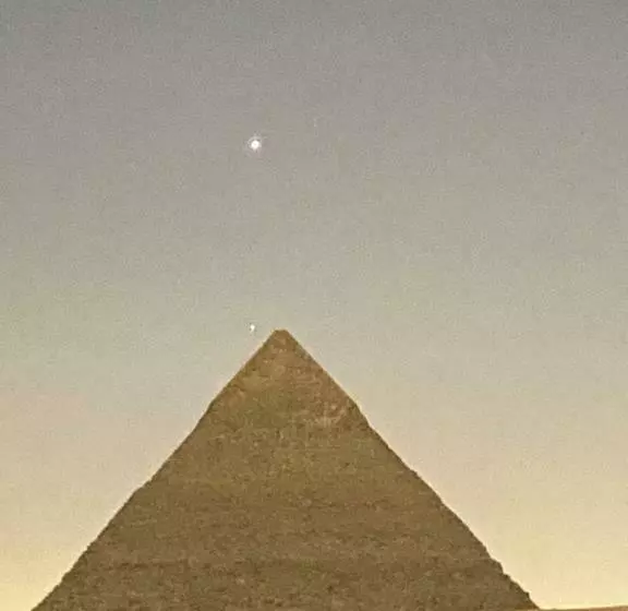 تختخواب و صبحانه Pyramids Lounge Guest House